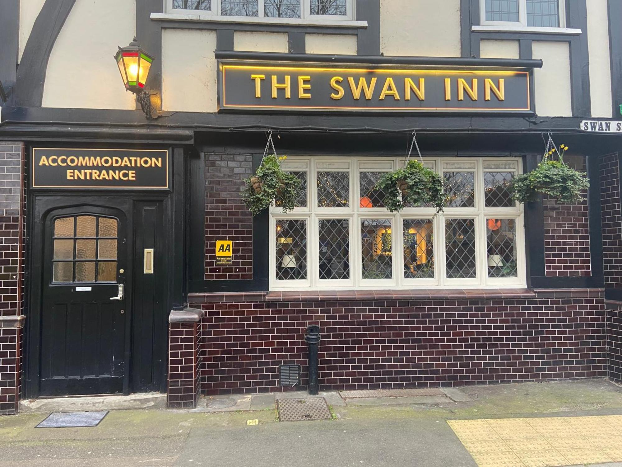 The Swan Inn Pub Isleworth Exteriér fotografie