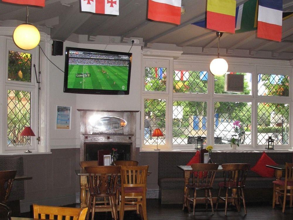 The Swan Inn Pub Isleworth Exteriér fotografie